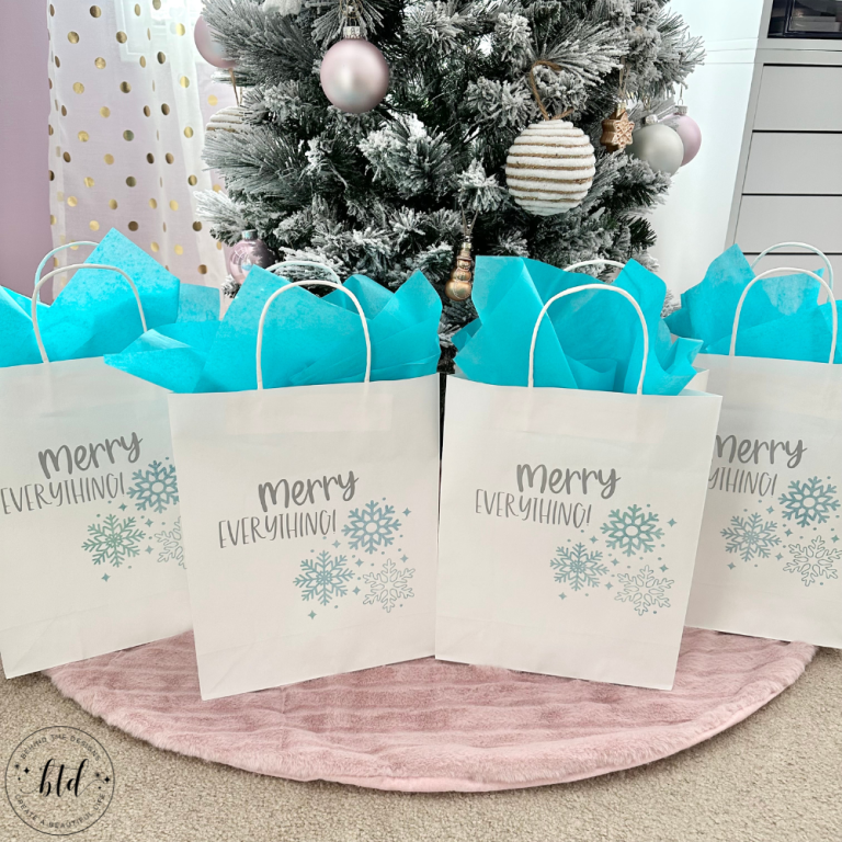 DIY Snowflake Christmas Gift Bag Idea Using Cricut