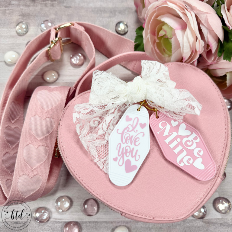 DIY Sweetheart Valentine Motel Keychains Using Cricut